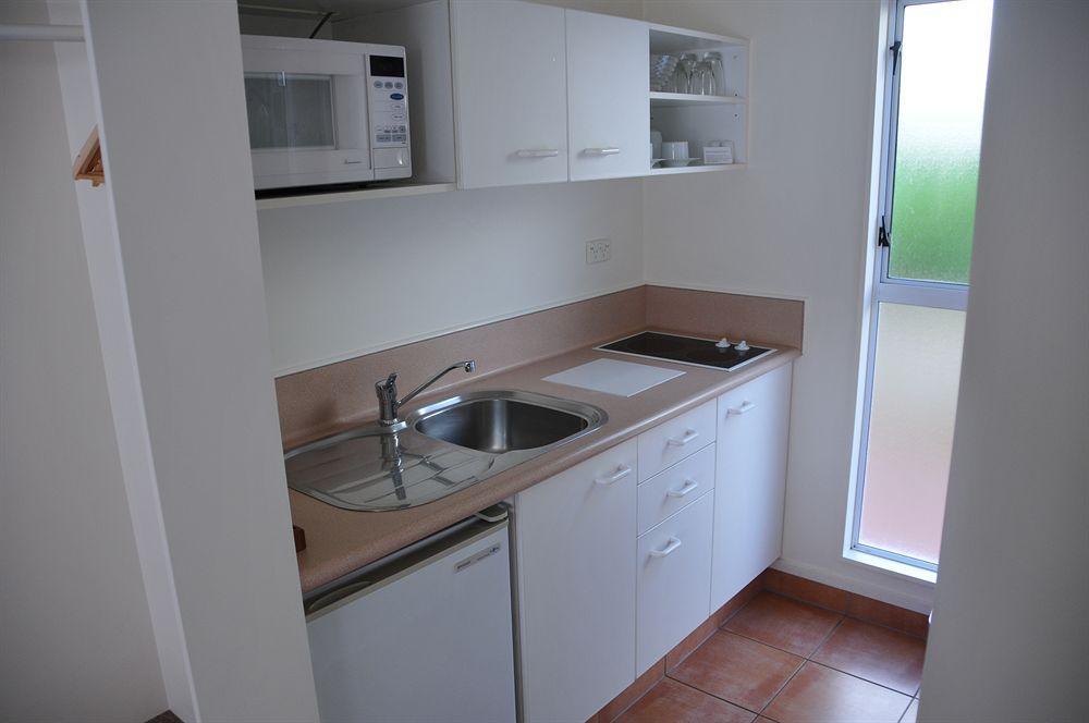 Lakeside Taupo Motel ภายนอก รูปภาพ